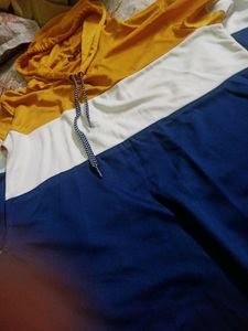Hoodie Top (NEW)
