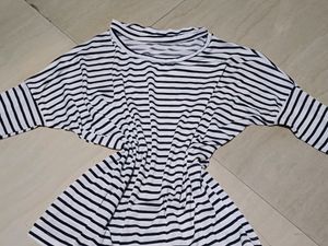 Trendy Striped Top