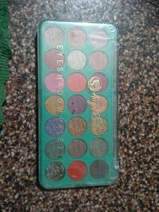 Eyeshadow Palette - Multi Color