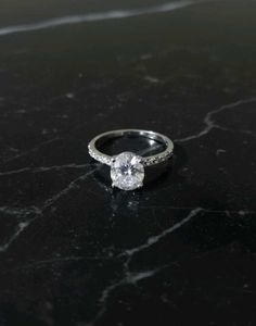 Elegant Silver color Ring