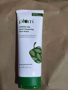 Plum Green Tea Face Wash