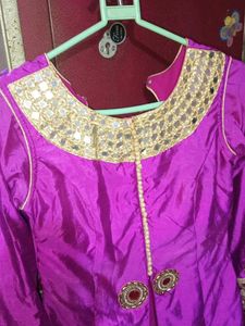 MIDDLE CUT STYLE ANARKALI 😍