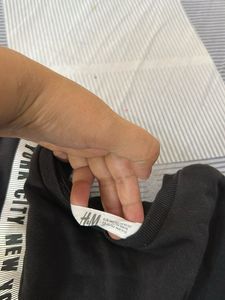 New H&amp;M Sweatshirt With Bag Design