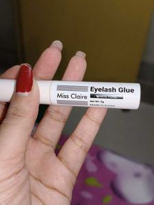 Miss Claire Eyelash Glue