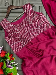 🆕️🆕️Designer Gown Saree