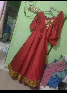 gown