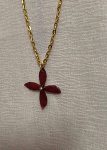 Real flower pendent with chain