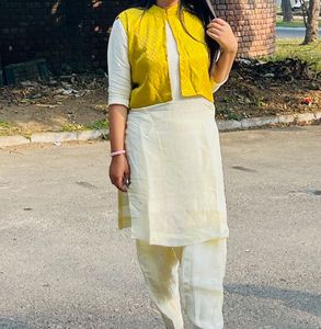 Elegant Ethnic Kurta Set with Jacket