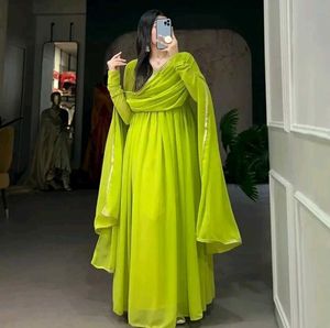 New Stayle Beautiful Pakistani Anarkali Gown Dress