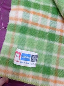 new pure wollen blanket