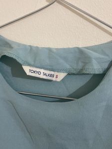 Green Rollup Sleeves Top