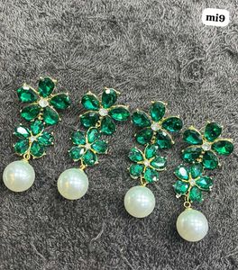 DESINGER PREMIUM DIAMOND CRYSTAL EARINGS AT SALE
