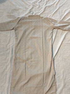 Women Beige Patterned Kurta