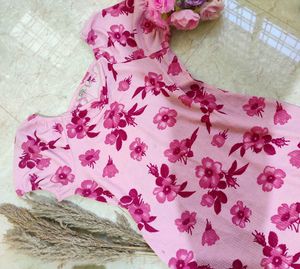 Pink Floral Bodycon Dress 🌸