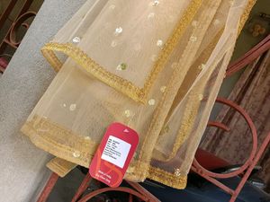 Branded New Gold Toned Embroidered Dupatta💛💛💛