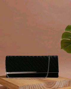 Black Lino perros Clutch Bag Girl