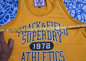 O.G Superdry T Shirt Like New.