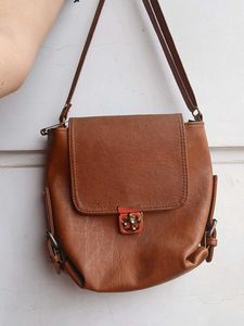 Classic Sling Bag
