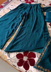 Elegant Green Kurta Set