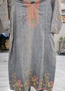 Maa Ka Suit