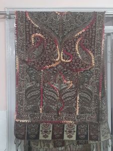 Warm And Elegnat Stole For Winters