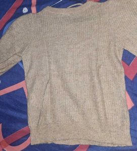 Knitted Woolen Top