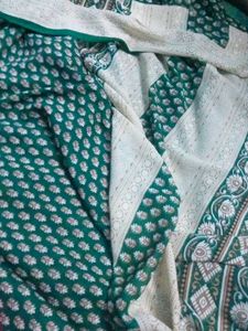 Green Floral Print Saree