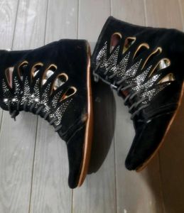 Black Boots Women