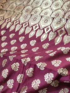 Banarasi silk Saree With Unstitched Blouse New (Maroon Color)