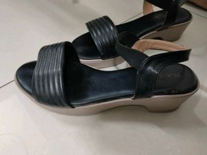 Black Wedge Heels From Marc Loire
