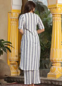Brand New White N Black Striped Suit Set Cotto