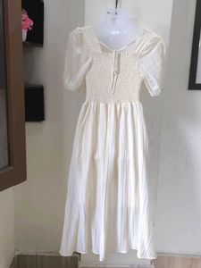 White Puff Sleeve Dress(No Return)