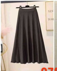 Women&#39;s Winter Skirt