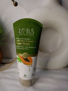 Lotus Botanical Face Wash
