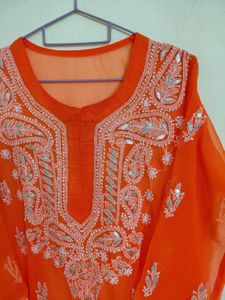 CHIKANKARI KURTI