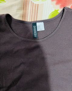 H&amp;M Ribbed Drawstring Cutout Top