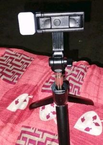 4 In 1 Tripod With Led Light💡