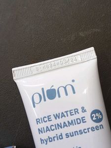 Plum Rice Water &amp; Niacinamide Set