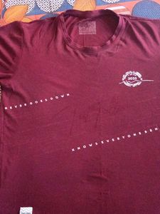 Maroon Graphic T-Shirt
