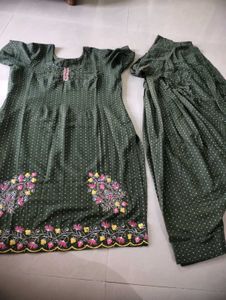 Green Embroidered Kurta Set