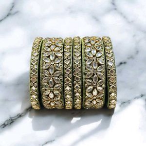 Elegant Kundan Bangle Set