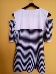 Women Black And White Top