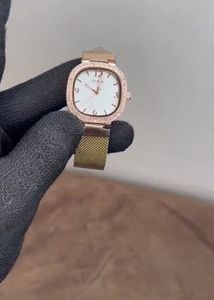 Guess Copper-WhiteDesigner Ladies Premium