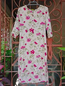 Avaasa MIX&#39;N MATCH Kurta With Leggings