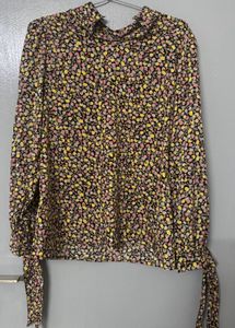 Floral Print Tie Sleeve Top