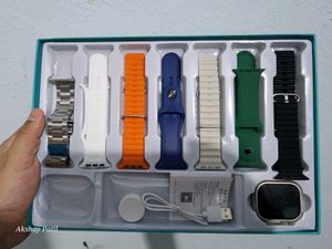 7 In 1 Smartwatch !
