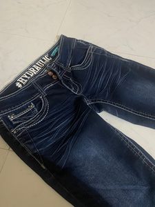 It’s a Y2K Low Waist Jeans!!!