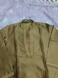 Red and Golden Kurta Pant stalk se