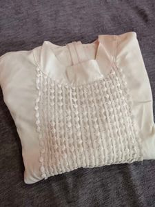 Women's Whote Top