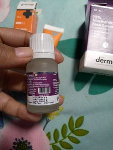 Combo Dermaco Ultra Matte Sunscreen &amp; Dermaco Niacinamide Face Serum For Acne + One Freebies
